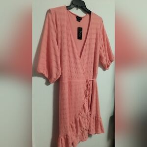 New Peach Ruffle Wrap Dress / Size 2X